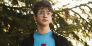 Numëron 30 milion vizitorë në ditë, gjeniu 17 vjeçar tregon historinë se si ndërtoi faqen e internetit që gjurmon përhapjen e COVID-19 në botë