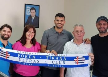 Foto/ Kapiteni i Tiranës i futet politikës, propozohet si deputet për Partinë Demokratike..