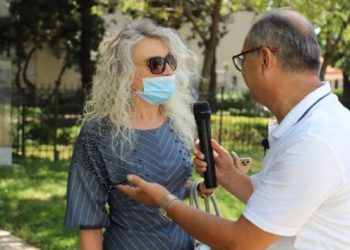 Video/ “Kërpërata” bie në grackën e gazetarit dhe lë nam: Gafa që do i’u shkrijë së qeshuri!