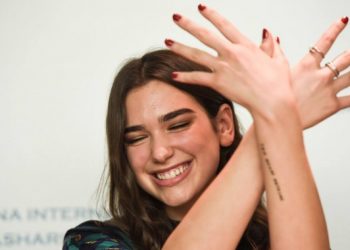 Dua Lipa tërbon serbët me postimin e fundit/ foto