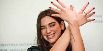 Dua Lipa tërbon serbët me postimin e fundit/ foto