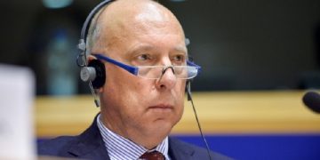 Rishfaqet “makthi” Theo Jacobs: Fundos me një pyetje kryegjyqtarin e Matit për pasurinë! Klane të korrupsionit nisin sulmet ndaj prokurorit belg!