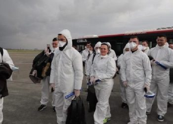 ‘Në Itali kuptova betimin e Hipokratit’, mjeku shqiptar për ‘La Repubblica’: U grinda me bashkëshorten për të ardhur këtu