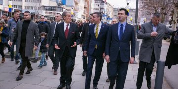 Në dreq listat e PD-istat! Luli Basha nuk mund ta lërë Hotin dhe Kosovën e “përmalluar” të pres!