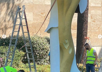 Kujdes se do i’u godasi! Rama rikthen “kërpurdhën” e famshme pas dëmtimit nga lularët, por me një ndryshim: Karakteristika e kësaj është se kur goditet rritet