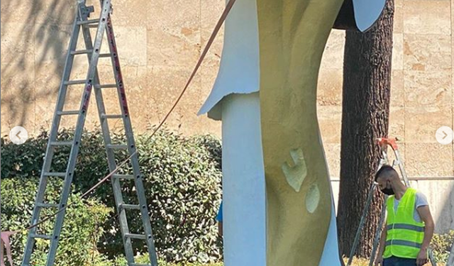 Kujdes se do i’u godasi! Rama rikthen “kërpurdhën” e famshme pas dëmtimit nga lularët, por me një ndryshim: Karakteristika e kësaj është se kur goditet rritet