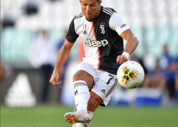 VIDEO/ Ronaldo shënon supergol ndaj Torinos, pamjet bëjnë xhiron e rrjetit