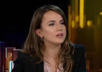 Rudina Hajdari sfidon dyshen Basha-Kryemadhi: Në një vit kam bërë më shumë se …