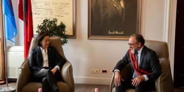 Yuri Kim tjetër mesazh armiqve të reformës! E prerë se drejtësia e re do të ecë para: SHBA kërkon me çdo kusht instalimin e shtetit ligjor