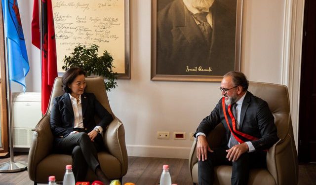 Yuri Kim tjetër mesazh armiqve të reformës! E prerë se drejtësia e re do të ecë para: SHBA kërkon me çdo kusht instalimin e shtetit ligjor