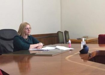 Neglizhencë dhe mospërfillje! Bota akademike “fle”: Bojkoton diskutimet për ndryshimin e sistemit zgjedhor