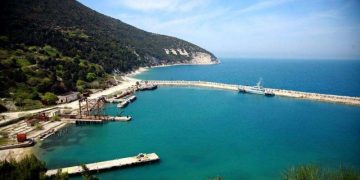 Ushtria nis asgjësimin e municioneve, mbyllet ishulli i Sazanit (Detajet)