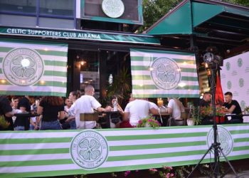 Ilir Meta ia “fut” vetes publikisht, pamjet që e nxjerrin ‘zbuluar’