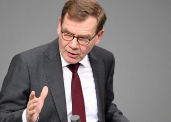 Miratimi i ndryshimeve kushtetuese, vjen “kërcënimi” i parë nga Bundestagu gjerman për Shqipërinë: Tërhiquni, ndryshe do bllokojmë…