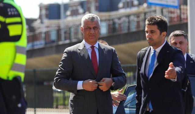 U kthye nga Haga: Hashim Thaçi surprizohet në pikën kufitare të Morinës (Foto)