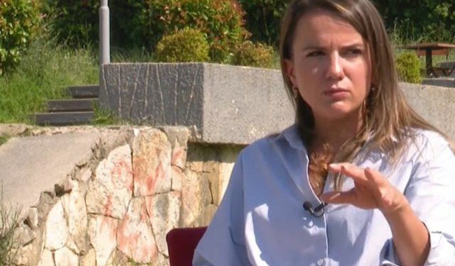 “Kam jetuar në një familje hebreje, aty mësova si të menaxhoj financat”, Rudina Hajdari bën rrëfimin e rrallë për jetën në Amerikë