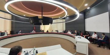 Zbardhen detajet nga tryeza e Këshillit Politik, kryeministri Rama pyetje të drejtpërdrejtë Partisë Demokratike..