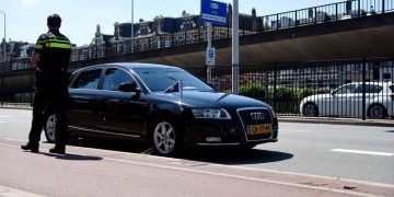 Dy orë nga marrja në pyetje e Presidentit, në çfarë cilësie po e interviston Specialja Hashim Thaçin?