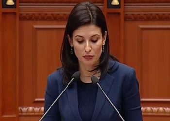 Qeveria i dorëzon rekomandimet prokurorisë: Shqiptarët presin drejtësinë e re, duhet bashkëpunim në luftën kundër korrupsionit