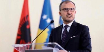 Situata e koronavirusit në Shqipëri: Ambasadori i BE del me thirrjen e rëndësishme për të gjithë qytetarët: