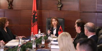 SHBA-BE prishin pazaret për uzurpimin e drejtësisë: Frenojnë lojërat me Gjykatën e Lartë dhe Kushtetuese! Euralius dhe OPDAT “ngrijnë” KLGJ dhe KED