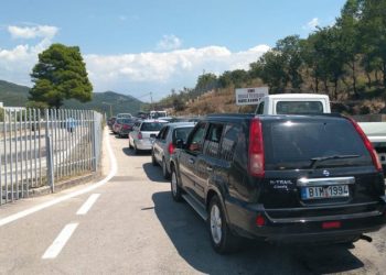 Greqia paralajmëron mbylljen e kufijve me Ballkanin: Serbia rreziku kryesor për infektime, nga Shqipëria ka…