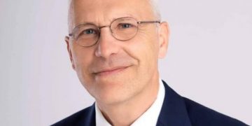 “Topi është ende në fushën e palës shqiptare”! Ambasadori gjerman del me mesazhin e fortë: Të ngrihen shpejt gjykatat dhe…