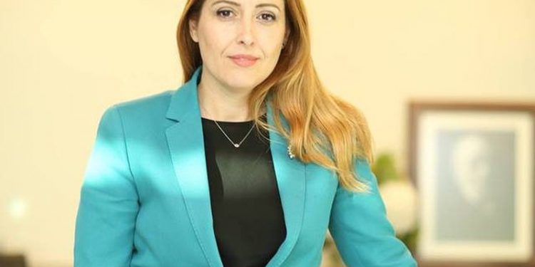 Përballja me Covid-19, ministrja Manastirliu jep lajmin entuziast nga Vlora