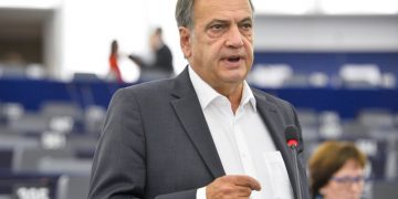 Si është të jesh këshilltar i Gramoz Ruçit? Knut Fleckenstein tregon prapaskenat e propozimit të detyrës: Kam folur edhe me Metën e Bashën…