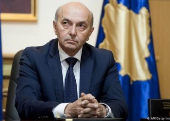 U infektua nga koronavirusi, përkeqësohet gjendja shëndetësore e Isa Mustafës: Ja çfarë pritet të ndodhë!