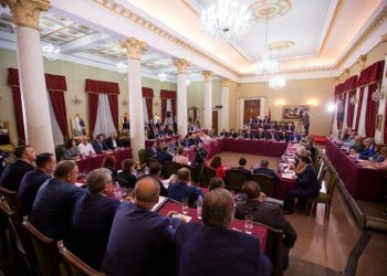 PS e lëkundur për shkarkimin e Metës para zgjedhjeve: Pritet të shkohet te ndryshimet ligjore Sot mblidhet Komisioni Hetimor