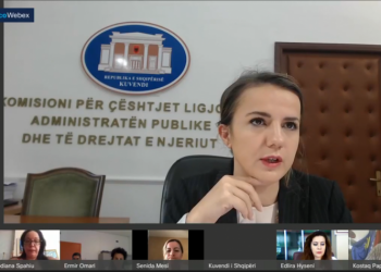 Shtyhet Komisioni për Integrimin Europian, Rudina Hajdari e irrituar me Erion Braçen: Do të mbaj përgjegjësi për këtë!