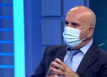 Pëllumb Pipero e thotë hapur: Situata ka dalë jashtë pritshmërive, koronavirusi mund të zgjasë deri në …