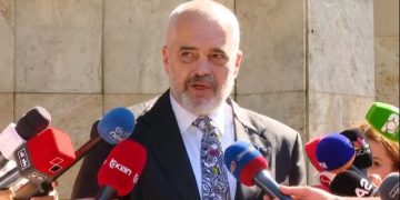 Përfundon mbledhja e Këshillit Politik: Rama zbulon çfarë i kërkuan përfaqësuesit e opozitës jashtëparlamentare