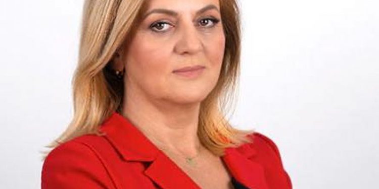 Kush është shqiptarja që na bëri të gjithëve krenare? Fiton mandatin e deputetes për herën e tretë në Kroaci