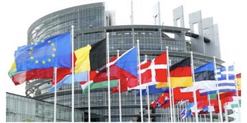 Hapet rruga e negociatave: KE dorëzon draftin e kornizës së integrimit për Shqipërinë. Fokus kryesor instalimi i shtetit ligjor