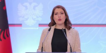 Qeveria vendos mbylljen e klubeve të natës, Manastirliu: Gjobë 3 mln lekë për shkelësit dhe pezullim të aktivitetit për 1 vit