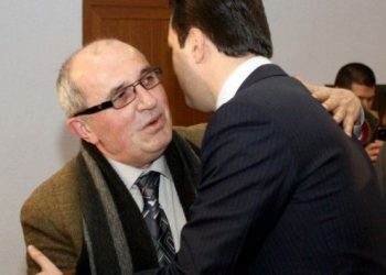 Poezia e Besnik Mustafajt për zgjedhjet e Lulzim Bashës