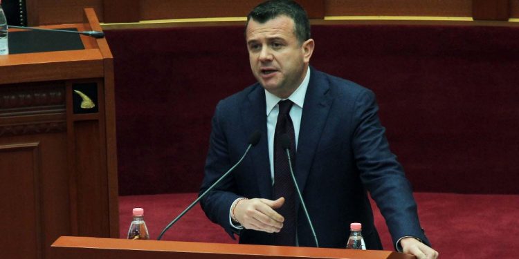 Taulant Balla: Dëmshpërblimet do të vazhdojnë, pavarësisht pandemisë/ diskutimet jane patetike në këtë sallë dhe qarje halli ..