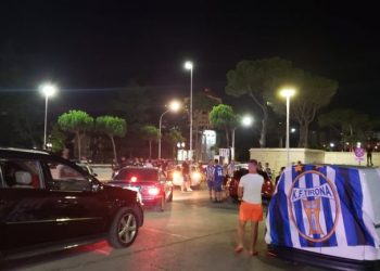 VIDEO/ Titulli kampion në Superligë, tifozët e Tiranës festojnë në rrugët e kryeqytetit