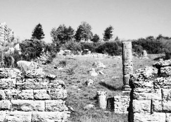 ALBANOPOLISI, Qyteti antik, pak minuta larg Ministrisë së Kulturës i braktisur…nuk figuron në asnjë guidë turistike