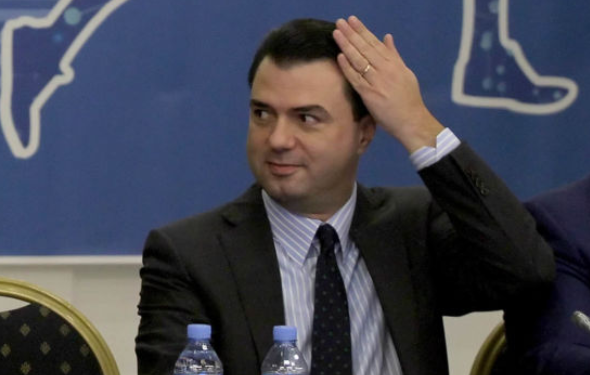 Rama reagon pas kërcenimeve të Bashës: Mos humb kohë me dokrra të vjetra, ky avaz ju ka çuar nga humbja në humbje