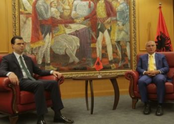Perla Nr.4 e ditës: Meta e priti Bashën në Presidencë, si kryeministër?! U bë “Besëlidhja e dytë e Lezhës”