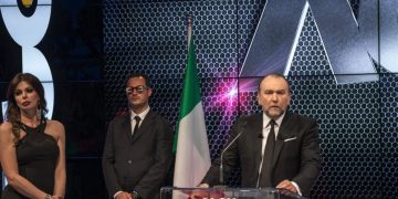 Ngjela: Mos mashtroni me televizion! Do e gjejnë dhe do jap llogari, Becchetti një vagabond internacional, nuk e di kush e kishte sjellë