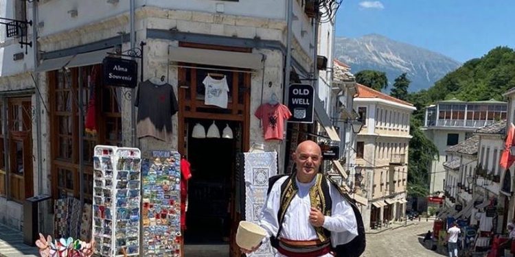 Karmina vendos të niset në Gjirokastër pas Fevzos