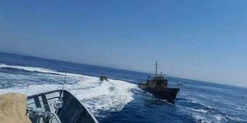 Fundoset anija ushtarake në Dhërmi