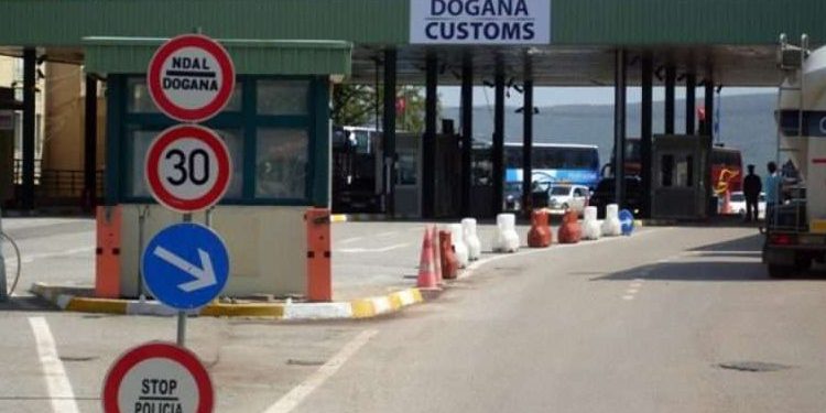 BE mbyll kufijtë për Shqipërinë, shqiptarët mund të udhëtojnë vetëm në këto 4 shtete