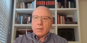 Mjeku i njohur: Infektimi nuk ndodh në rrugë apo në plazh… zbulon ku duhet të ruhemi më shumë