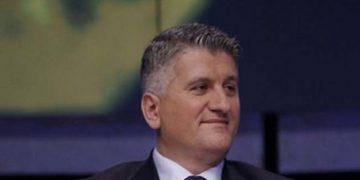 Gjekmarkaj në rolin e intrigantit! Me listat e hapura do të “vërë në sedër Amerikën”: A do ta lejojë Yuri Kim të turpërohet nga Edi Rama?! Ilir Meta, po ti a më dëgjon?