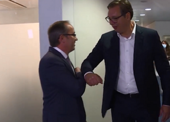 Takimi Vuçiç-Hoti/ Vuçiç: Flet serbisht, apo kupton? Hoti: Kuptoj (Video)